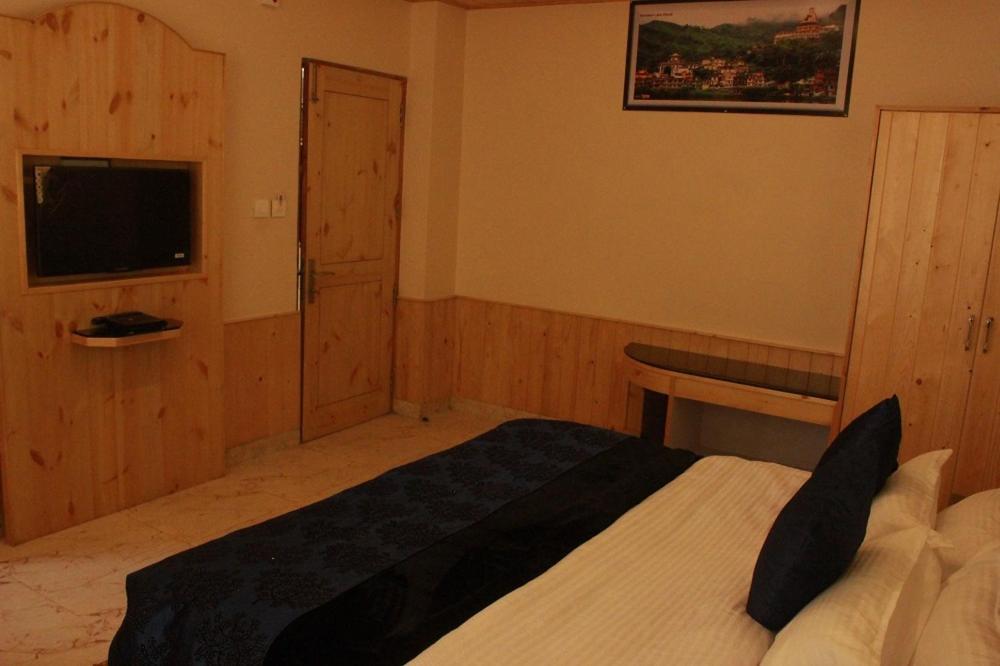 Hotel Bodh International Manāli Dış mekan fotoğraf