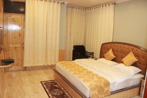 Hotel Bodh International Manāli Dış mekan fotoğraf